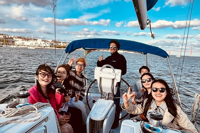 Lisbon Adventure: 2 Hours Tuk-Tuk Tours and 2 H Sunset Sailing - Senhora do Monte and São Vicente de Fora