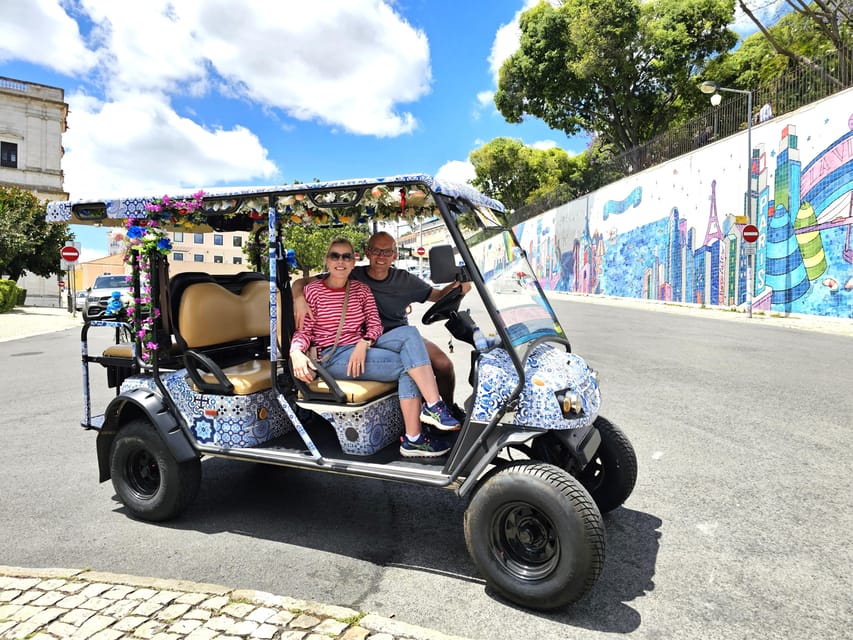 Lisbon: Alfama tour by tuktuk private, up to 90 min - Key points to know before booking