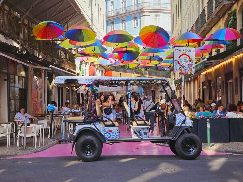 Lisbon: Alfama tour by tuktuk private, up to 90 min - Starting at Time Out Market