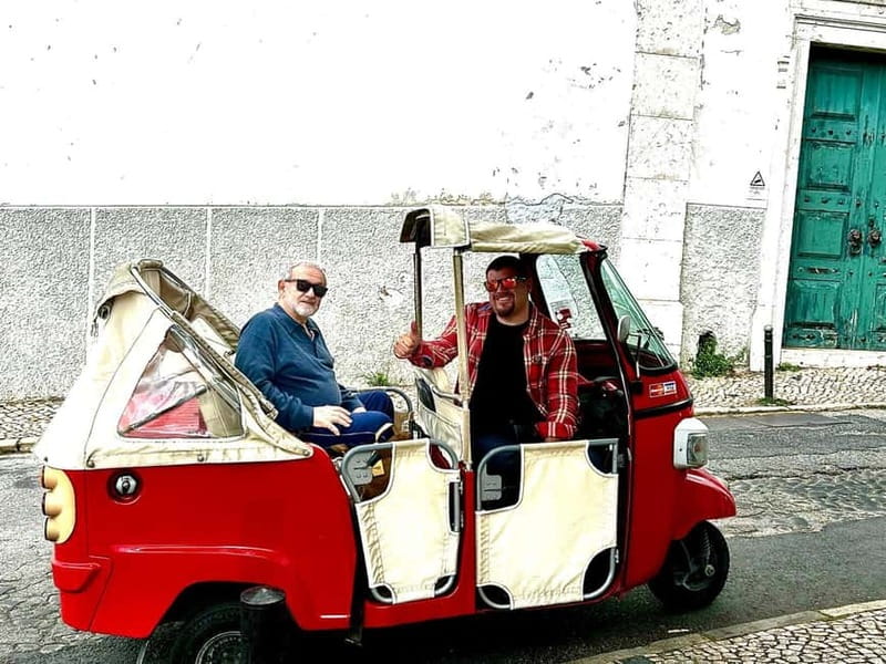 LISBON: Amazing Tuktuk tours with a local portuguese guide - The six-hour option and what it changes