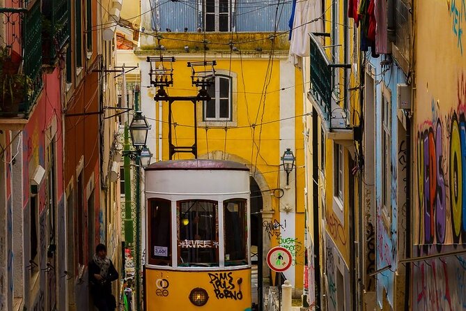 Lisbon & Belém: Private Tour half day trip by Electric Tuk Tuk - Jerónimos Monastery and Portugal’s seafaring past