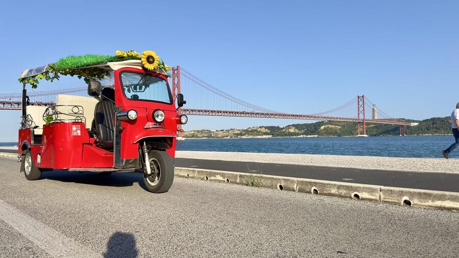 Lisbon: Belém, Sightseeing Tour by Tuk-Tuk - Key things to know before booking