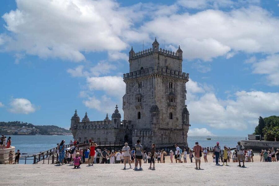 Lisbon: Belém Tuk Tuk Tour: Jerónimos, MAAT & Tower Views - Key points to know before booking