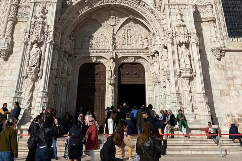 Lisbon: Belém Tuk Tuk Tour with Pastéis de Belém - MAAT brings modern Lisbon into the picture