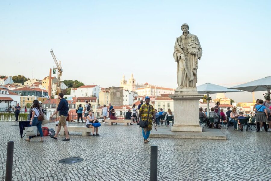 Lisbon by Tuk Tuk Guided Tour: City of Neighborhoods - Baixa in 30 minutes: squares rebuilt after disaster