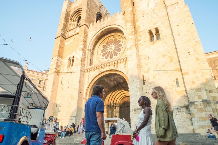 Lisbon by Tuk Tuk Guided Tour: City of Neighborhoods - Should you book it?