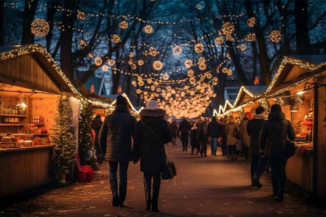 Lisbon: Christmas Lights by Tuk Tuk - Riding through central Lisbon with Christmas music