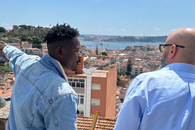 Lisbon City 4 hour Private eco Tuk Tuk Tour: Love at First sight - Who should book this Lisbon tour?