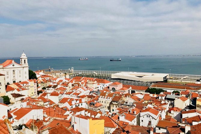Lisbon: City Tour by Tuk Tuk - Estrela Basilica and its Baroque detail
