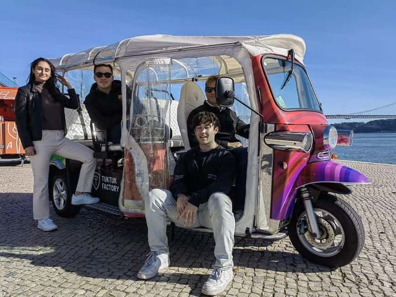 Lisbon: City Tuk-Tuk Guided Tour with Hotel Pickup - Pickup and the first sights downtown
