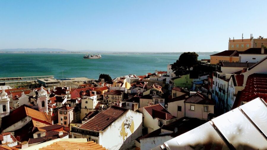 Lisbon Essentials 5H Tuk Tuk seightseeing Tour Free Pickup - Should you book the Lisbon tuk tuk tour?