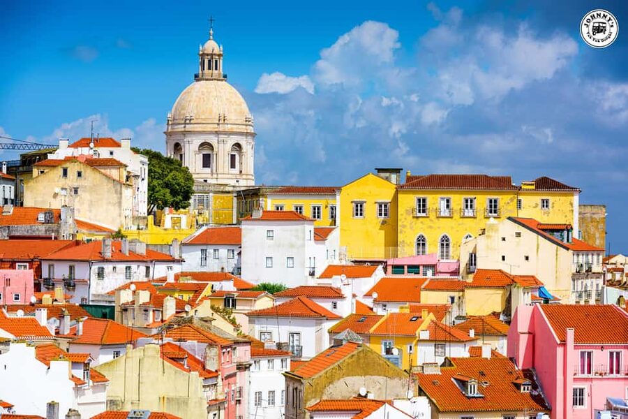 LISBON : EXPLORE OLD TOWN ALFAMA BY ELECTRIC TUK TUK - São Vicente, the flea market, and the National Pantheon