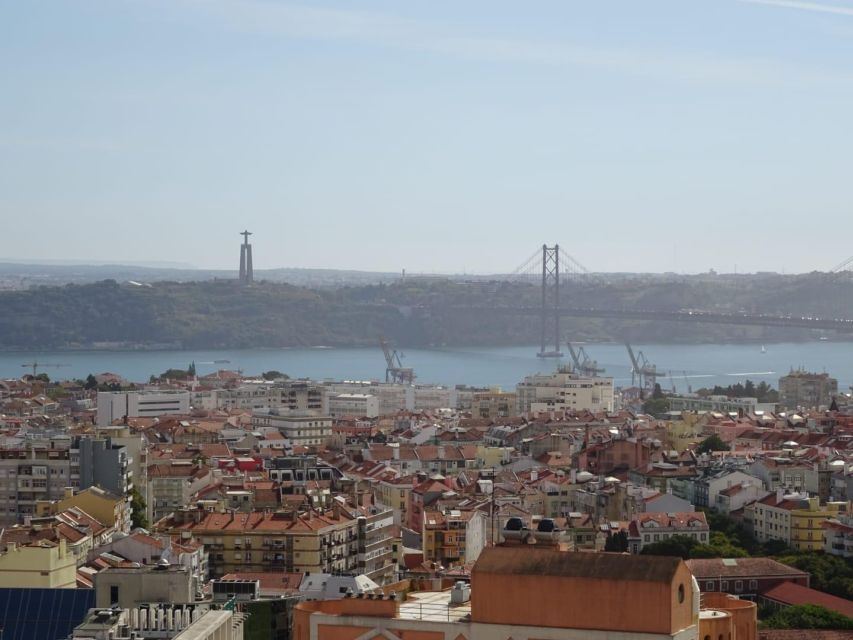 Lisbon: half day guided sightseeing tour by tuk tuk - Why a tuk tuk works well in hilly Lisbon