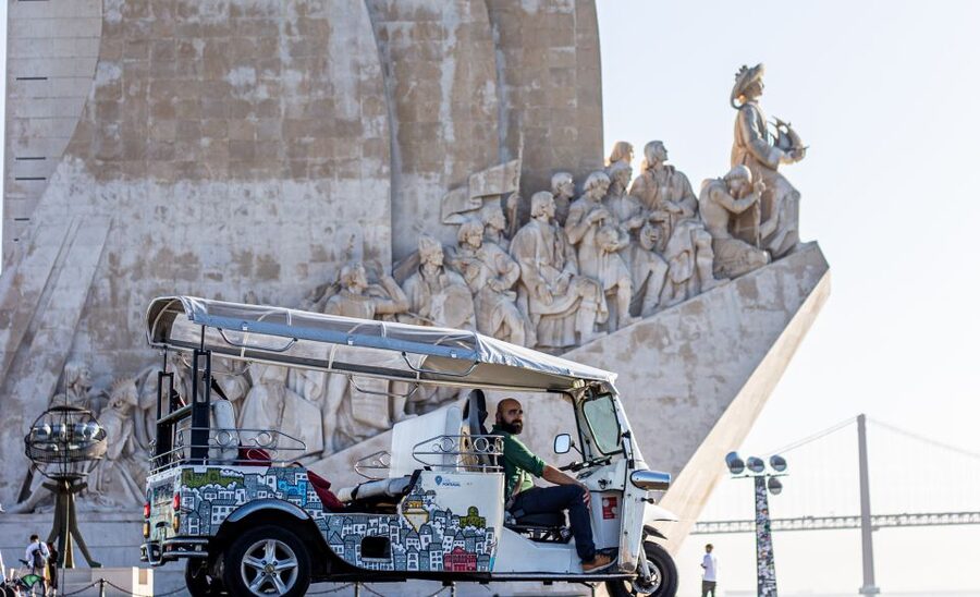 Lisbon: Half-Day Private Guided Tuk-Tuk Tour - Why a tuk-tuk works so well in Lisbon