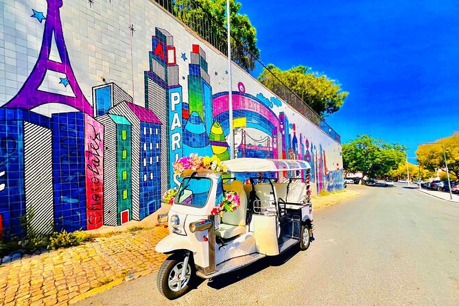 Lisbon Historic Tuk Tuk Adventure with Free Polaroid Pictures - Key points to know before booking