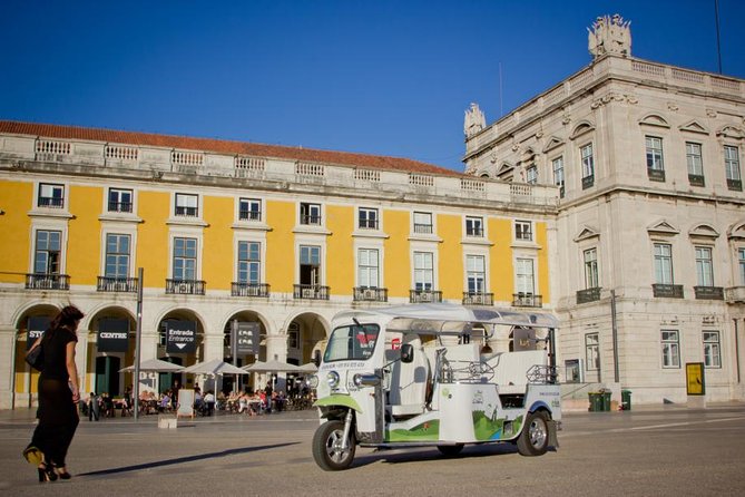 Lisbon Private 5-Hour Eco Tuk-Tuk Tour with Local Tastings - Alfama and the Moorish Quarter