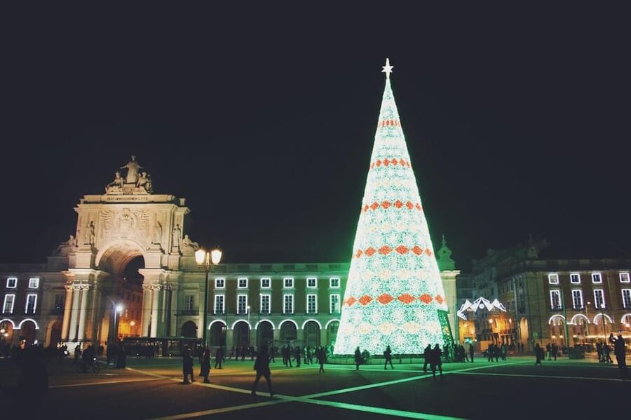 Lisbon: Private Christmas Lights Tour by Eco Tuk Tuk - Key points to know before booking