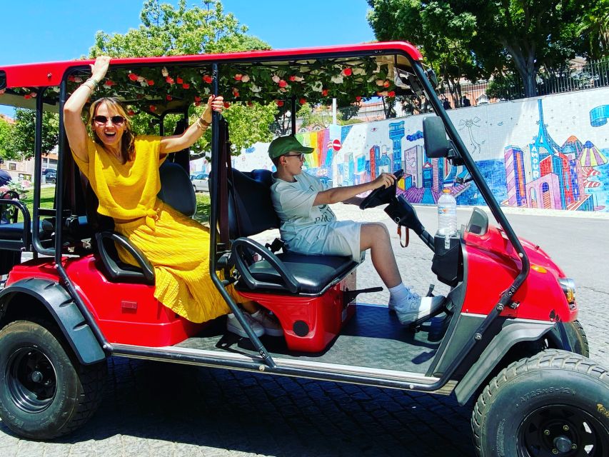 Lisbon: Private City Sightseeing Tour by Tuk-Tuk - Downtown landmarks: City Hall and Lisbon Cathedral