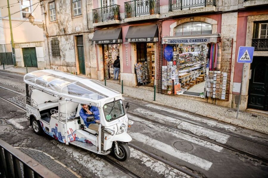 Lisbon: Private City Tour by Eco Tuk Tuk - Choosing one, two, three, or four hours