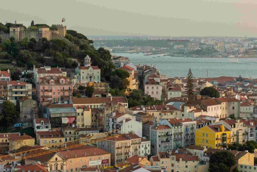 Lisbon: Private City Tour by Eco Tuk Tuk - Senhora do Monte and Graça’s high views