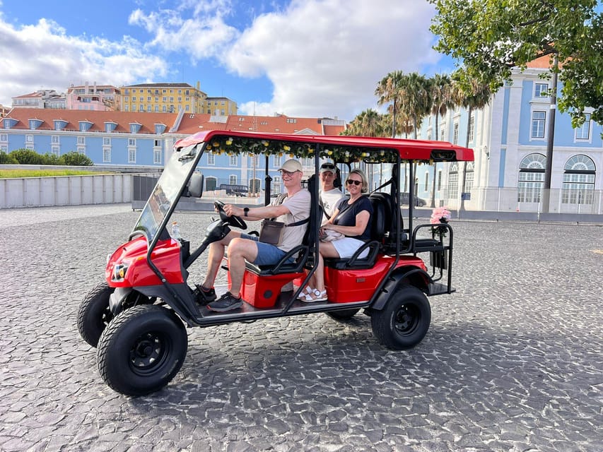 Lisbon: Private City Tour by Tuk-Tuk - The guide makes the difference