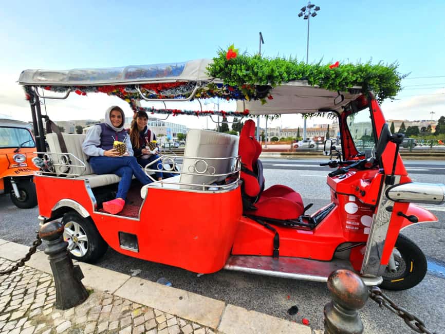 Lisbon: Private city tour by tuktuk alfama up to 90 min - Starting at Time Out Market and Pink Street