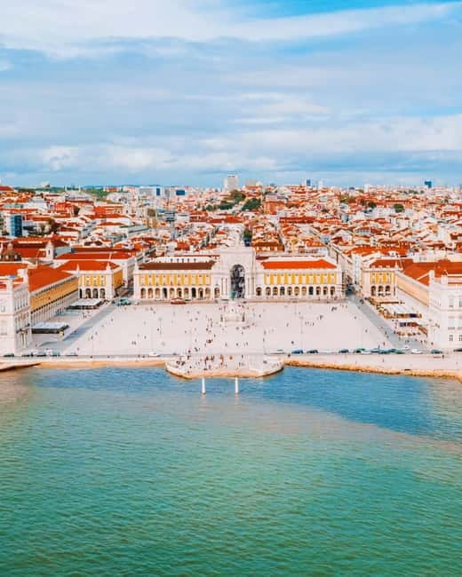 Lisbon: Private Sightseeing Tour by TukTuk - Starting at Ground Burger and Time Out Market