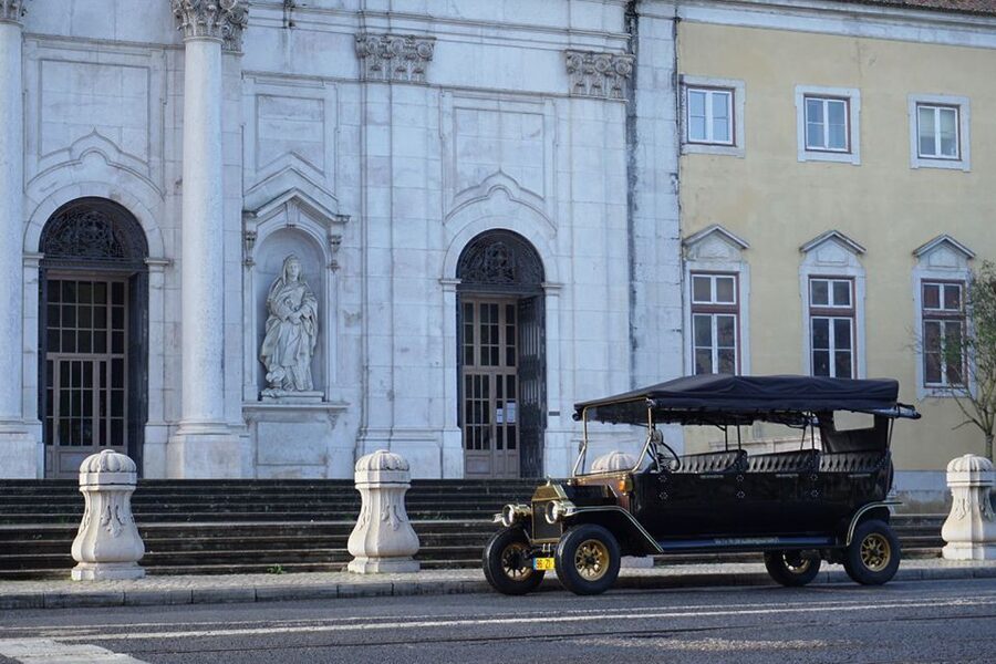 Lisbon: Private Sightseeing Tour in a Vintage Tuk Tuk - Chiado, Bairro Alto, and Lisbon’s Fado side