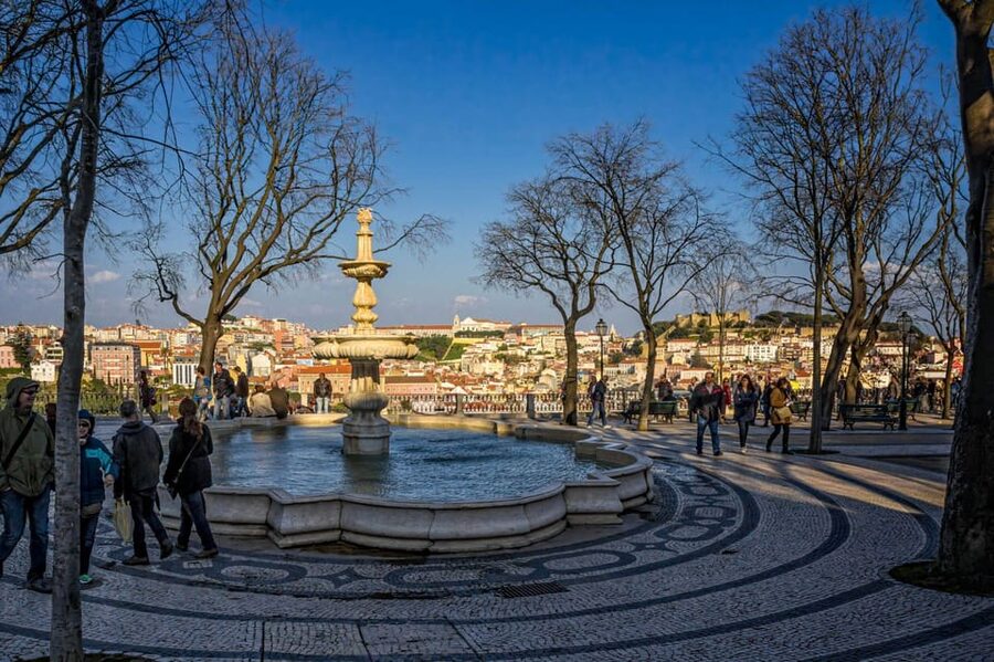Lisbon: Private Tour by Tuk Tuk - Baixa and the longer central-city section