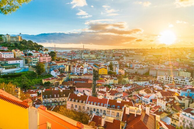Lisbon: Private Tuk-Tuk City Tour - Senhora do Monte and the best wide view