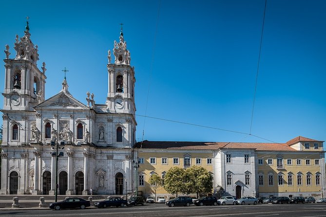 Lisbon Private Tuk Tuk Tour and Hotel Pickup: 2, 3, or 4 Hours - What changes on the 2, 3, and 4-hour options