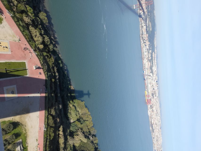 Lisbon: Private Tuk Tuk Tour Christ the King & Abril Bridge - Starting at the Hard Rock Cafe in central Lisbon