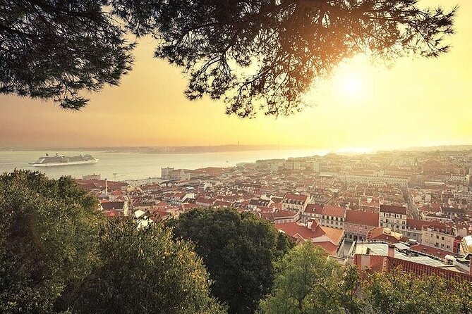 Lisbon-Private Tuk Tuk Tour With Free Hotel Pickup & Drop off - Santa Luzia and Portas do Sol: Lisbon’s best rooftop views