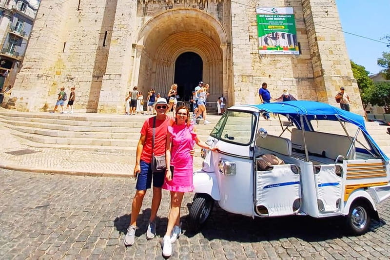 Lisbon: Private Tuk-Tuk Tour with Local Guide - Why this short Lisbon ride works