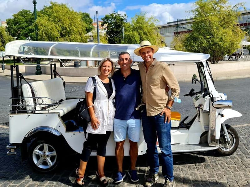 Lisbon: Private Tuk Tuk Tour with Professional Guide - Why a tuk tuk works well in Lisbon