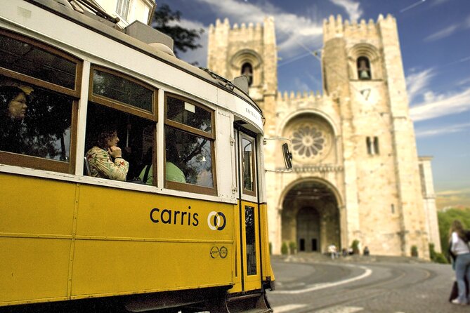 Lisbon's 7 Hills on Tuk-Tuk - Starting near Praça da Figueira