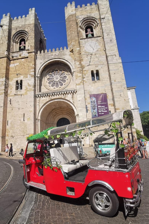 Lisbon: Sightseeing City Tour by Tuk-Tuk - At a glance: what makes this tour useful