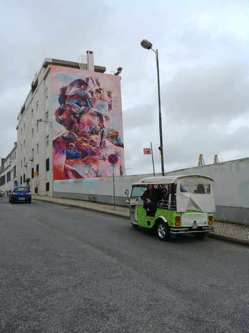 Lisbon Street Art by Tuk Tuk : Graffiti & Murals Discovery - Why a tuk-tuk works well for Lisbon’s street art