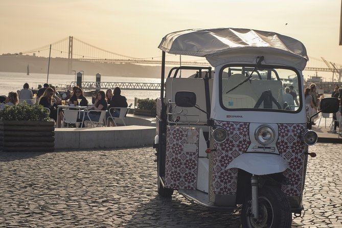 Lisbon Street Art - Private Tuk Tuk Tour with pickup - Should You Book the Lisbon Street Art Tuk Tuk Tour?