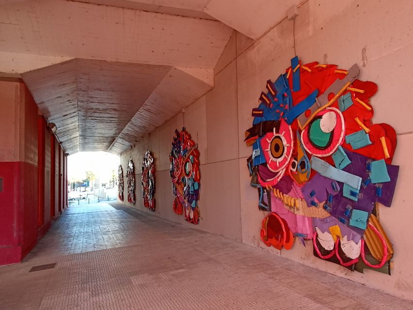 Lisbon: Street Art Tuk Tuk Tour - Pickup, languages, and practical limits