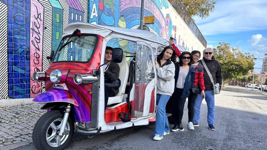 Lisbon Tour With Tuktuk - Choosing between 1.5, 2, and 3 hours