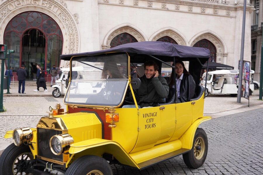 Lisbon: Tuk Tuk City tour with vintage car - Starting at Hard Rock Cafe Lisboa