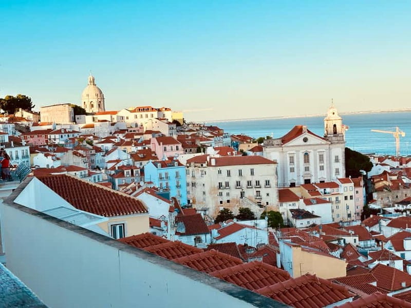Lisbon Tuk Tuk Tour 1 Hour 30 Min - Why a tuk tuk works well in Lisbon