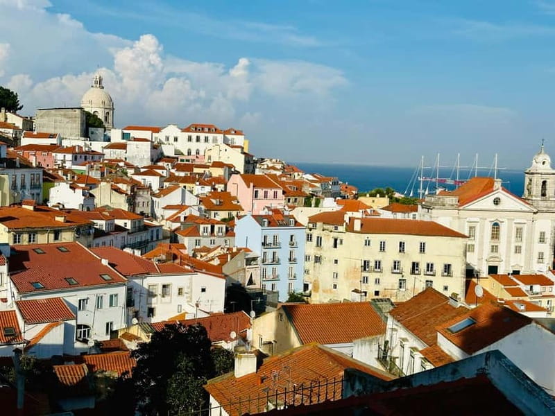 Lisbon Tuk Tuk Tour 1 Hour 30 Min - Senhora do Monte and São Vicente