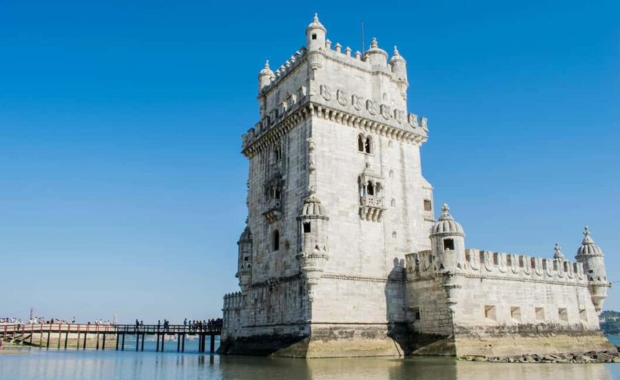 Lisbon: tuk-tuk tour with free hotel pickup - Why a tuk-tuk works so well in Lisbon