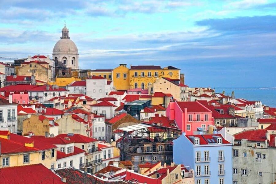 Lisbon: tuk-tuk tour with free hotel pickup - Alfama, Santa Luzia, and the city’s oldest streets