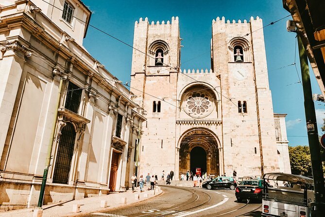 Lisbon TukTuk City Tour | Lisbon Private Sightseeing Tours - The guides make the difference