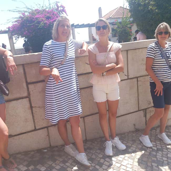 Lisbon. Tuktuk tour, Alfama & Historic city tour - Alfama and the old city streets