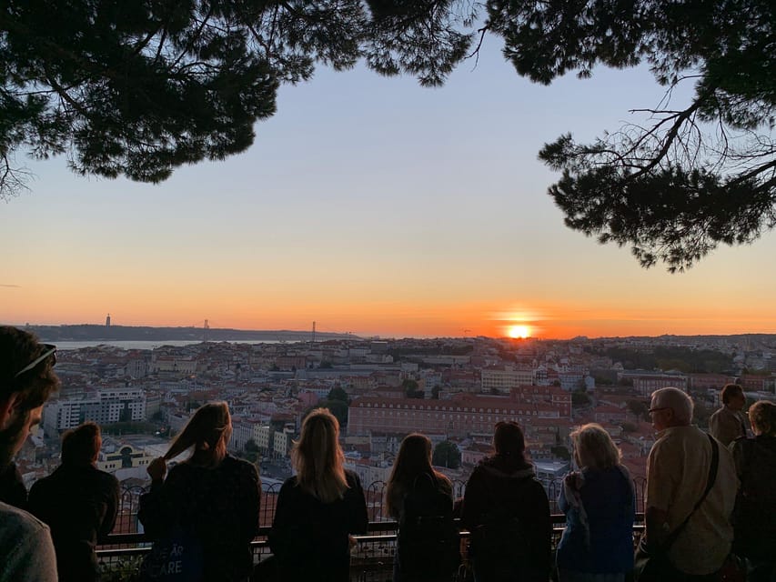 Lisbon TukTuk Tour - Smooth & Fun - Best Instagram Spots - What the electric tuk-tuk adds