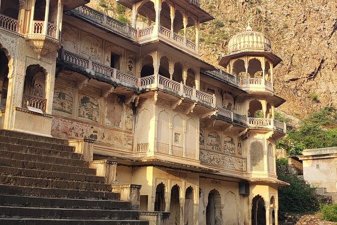 Local breakfast & full city tour by TukTuk - Jal Mahal, the Water Palace in the lake